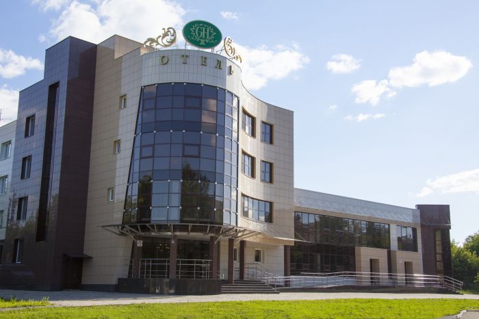 Green Hall 4*, Kamensk-Uralsky