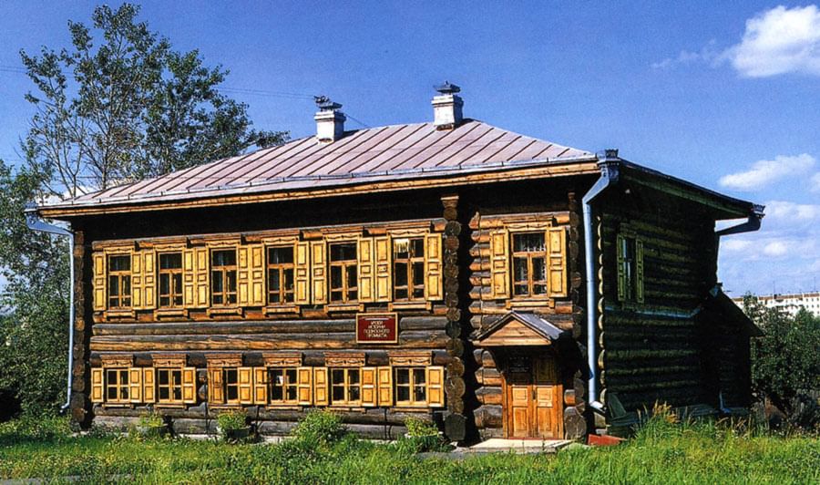 Дом худояровых1. Фото с сайта www.culture.ru.jpg