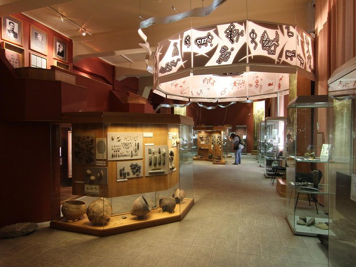 Музей истории и археологии. экспозиция. Фото с сайта uole-museum.ru.jpeg